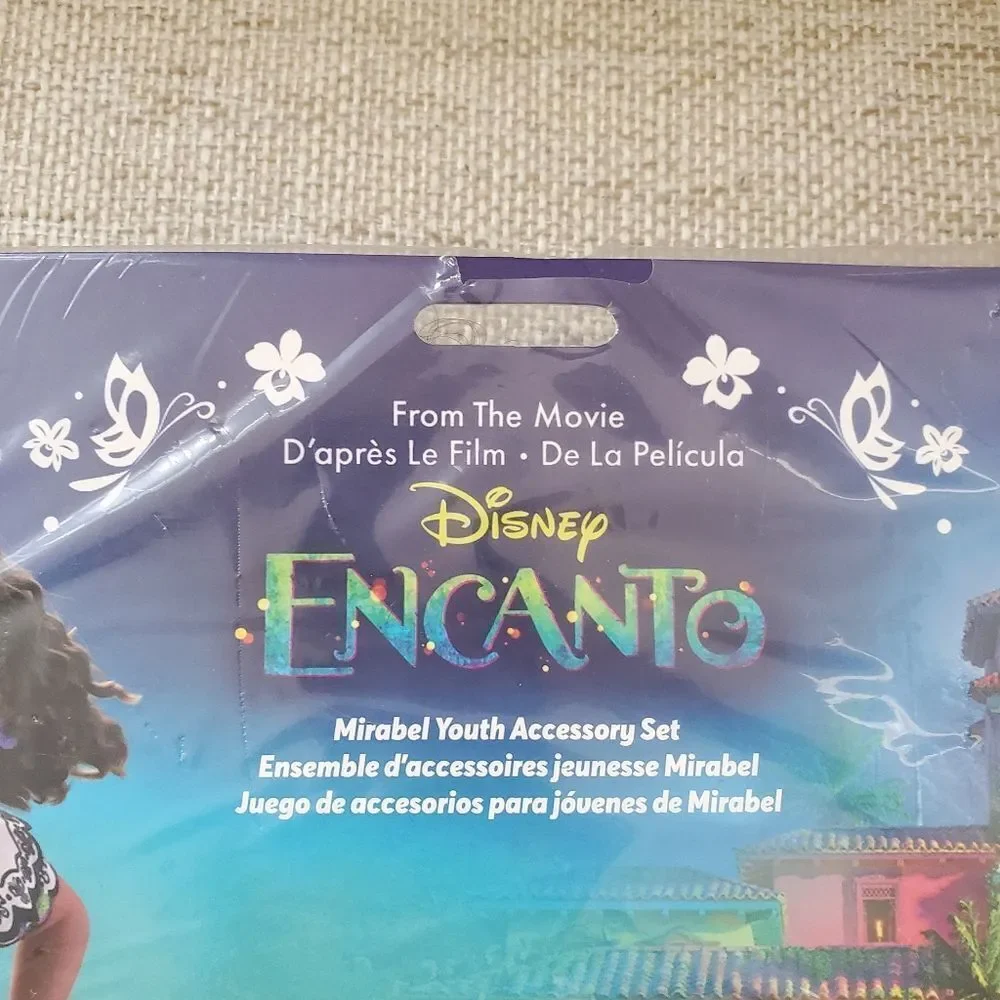 Disney Encanto Mirabel Costume Set